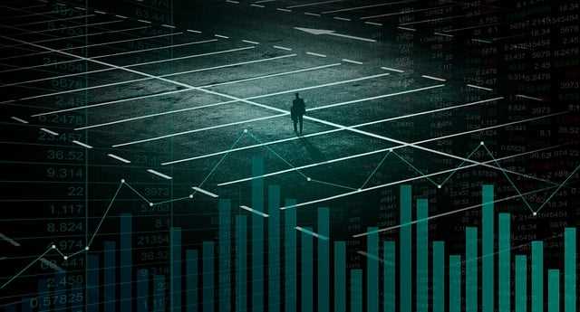 Использование GIS-технологий позволяет исследовать пространственные данные и выявлять зоны риска. Тепловые карты, показывающие распределение напряженности в разных районах, дают возможность оперативно реагировать на потенциальные вспышки недовольства.